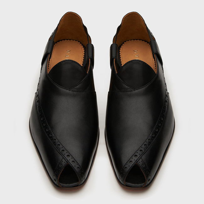 Peshauri Brogue | Black Leather