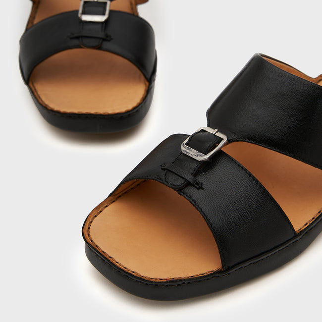 Arba Baksua | Black Leather