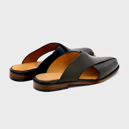 Classic Peshawari Slip | Black Leather
