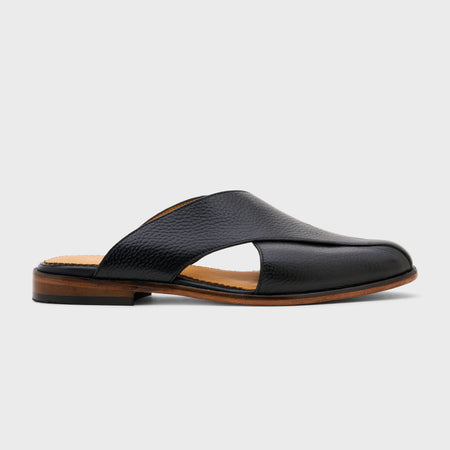 Classic Peshawari Slip | Black Milled Leather