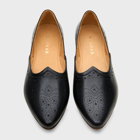 Jutti Brogue | Black Leather