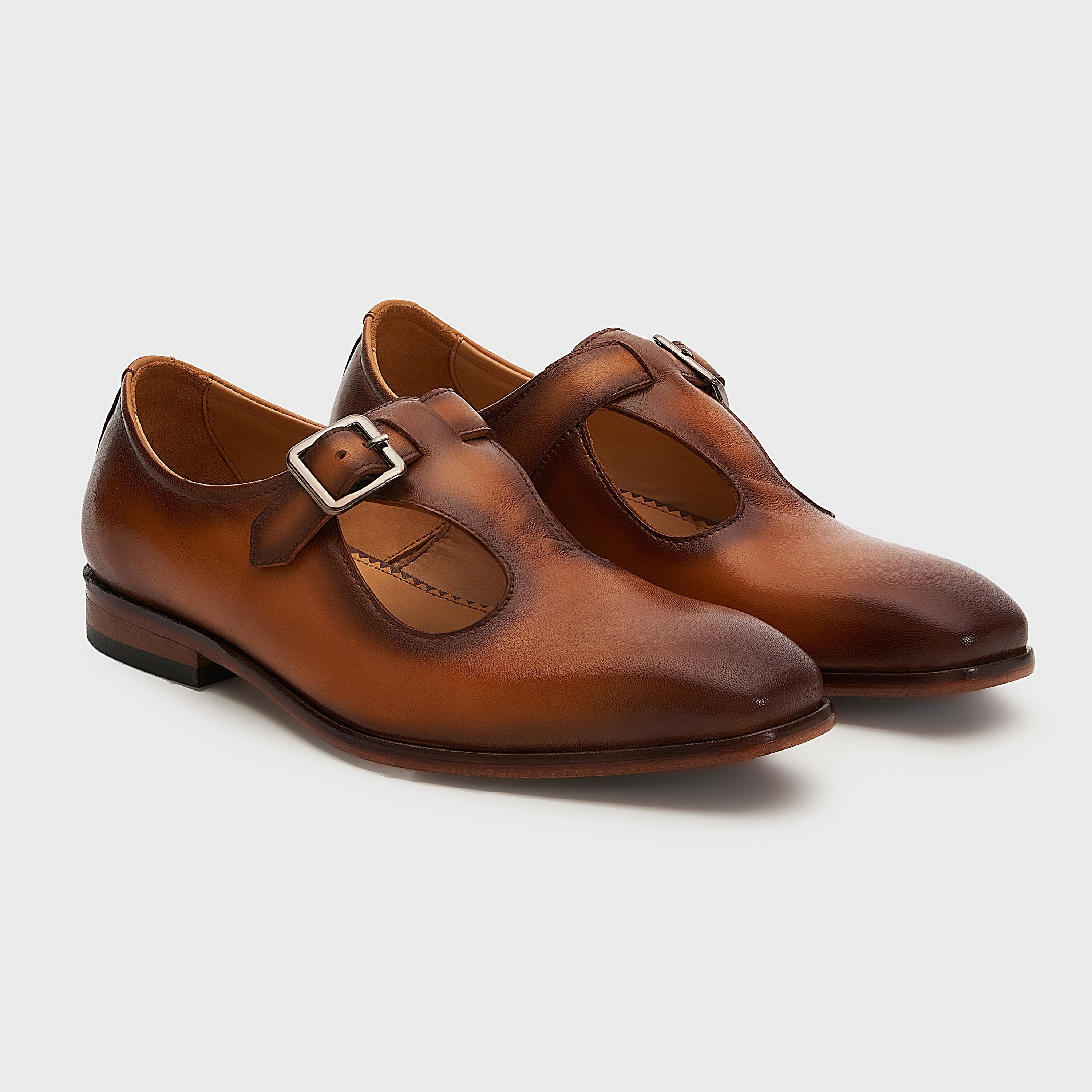 #color_british-tan-leather